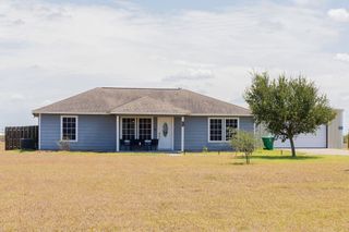 306 E Soyars Ave, Orange Grove, TX 78372