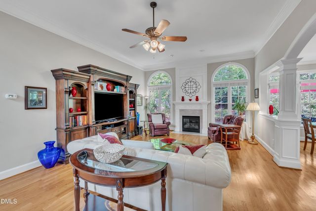 702 Edgemore Avenue, Cary, NC 27519