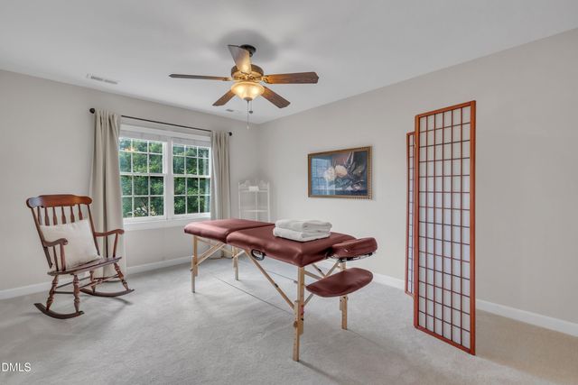 702 Edgemore Avenue, Cary, NC 27519