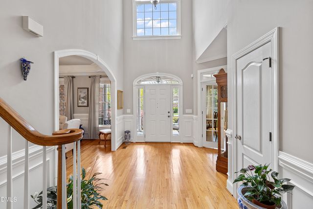 702 Edgemore Avenue, Cary, NC 27519