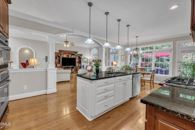 702 Edgemore Avenue, Cary, NC 27519