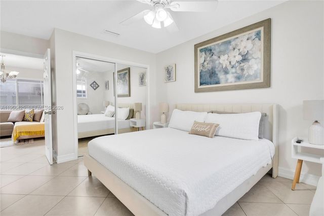 3210 SW 24th Ter, Miami, FL 33145