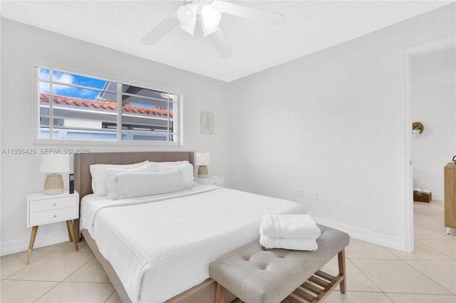 3210 SW 24th Ter, Miami, FL 33145