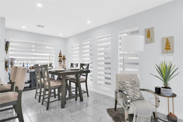 3210 SW 24th Ter, Miami, FL 33145