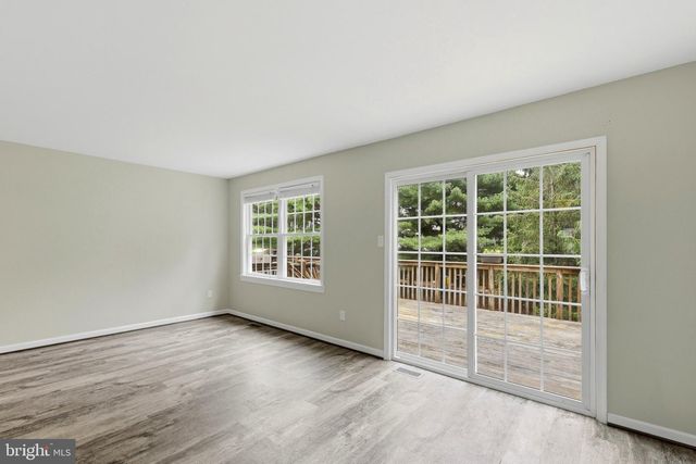 7819 LEONARDO CT, Pasadena, MD 21122