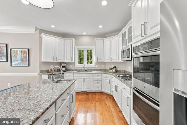 6743 BREEZY DR, Warrenton, VA 20187