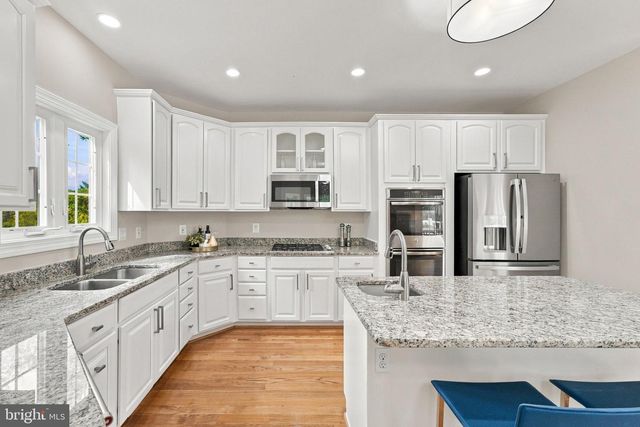 6743 BREEZY DR, Warrenton, VA 20187