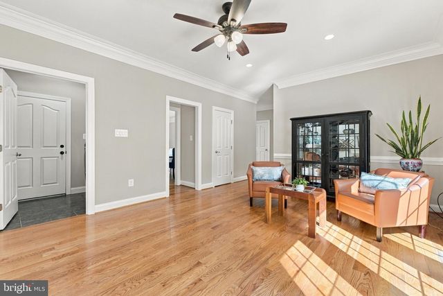 6743 BREEZY DR, Warrenton, VA 20187