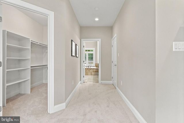 6743 BREEZY DR, Warrenton, VA 20187