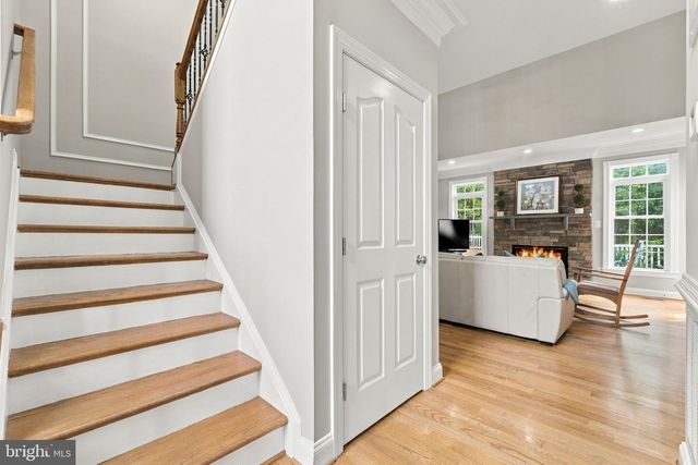6743 BREEZY DR, Warrenton, VA 20187