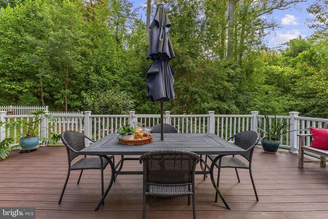 6743 BREEZY DR, Warrenton, VA 20187
