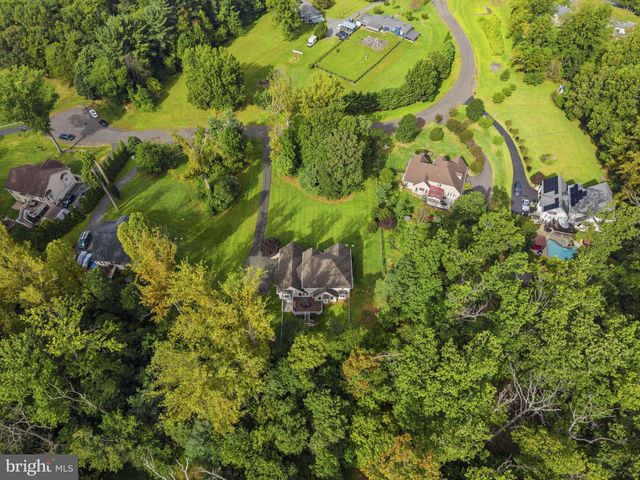 6743 BREEZY DR, Warrenton, VA 20187