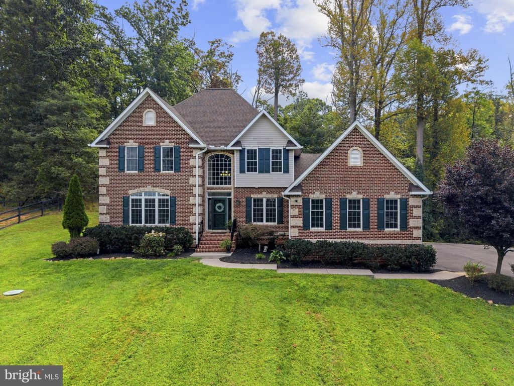 6743 BREEZY DR, Warrenton, VA 20187