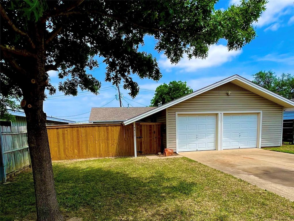 4814 Lovell Avenue, Fort Worth, TX 76107
