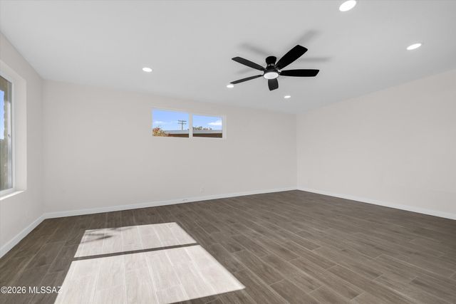 7081 E Calle Betelgeux, Tucson, AZ 85710