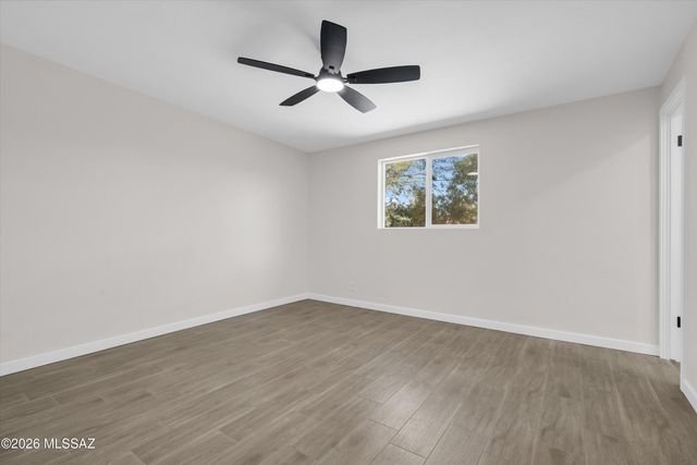 7081 E Calle Betelgeux, Tucson, AZ 85710