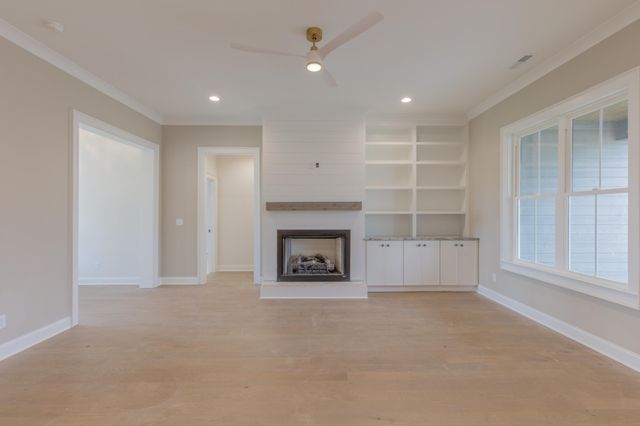 2796 Mowbray Pike, Soddy Daisy, TN 37379