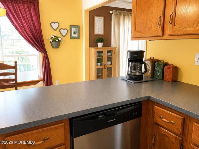 32 Peachstone Road, Howell, NJ 07731
