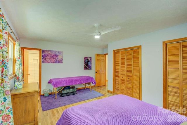 972 Harper Road, Hendersonville, NC 28792