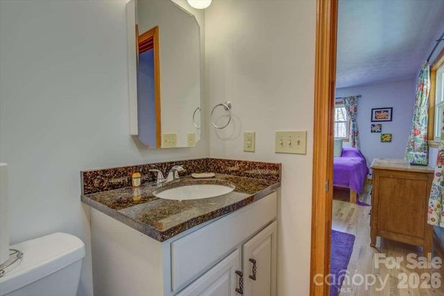 972 Harper Road, Hendersonville, NC 28792