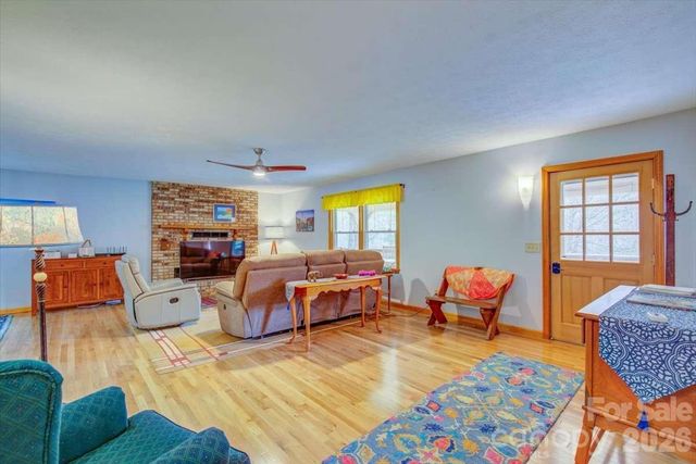 972 Harper Road, Hendersonville, NC 28792
