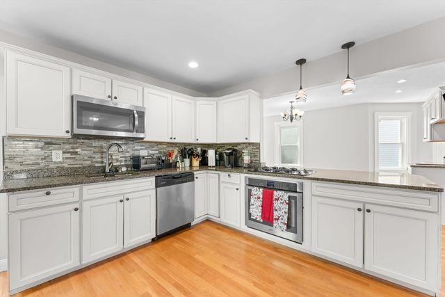 46 Ash St, Brockton, MA 02301