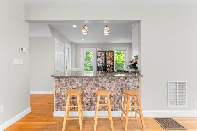 46 Ash St, Brockton, MA 02301