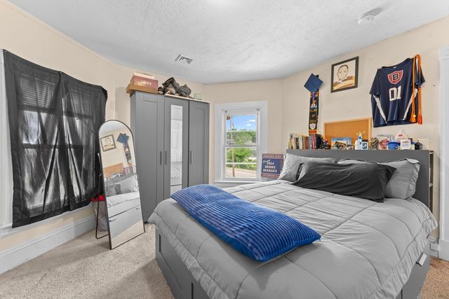 46 Ash St, Brockton, MA 02301