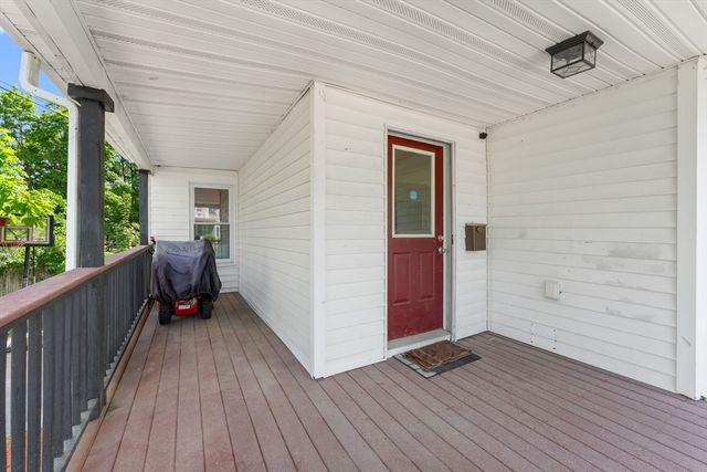 46 Ash St, Brockton, MA 02301