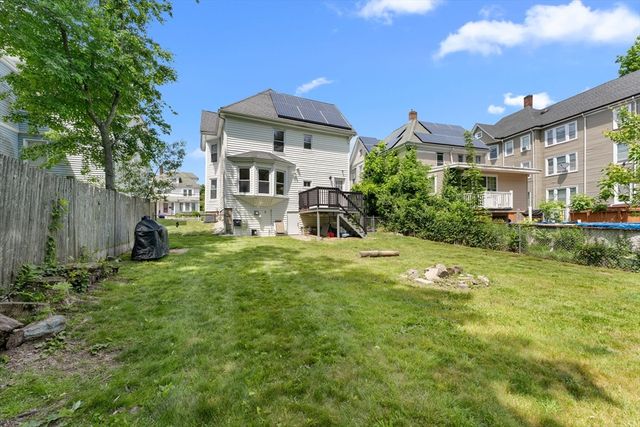 46 Ash St, Brockton, MA 02301