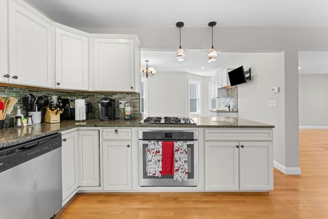 46 Ash St, Brockton, MA 02301