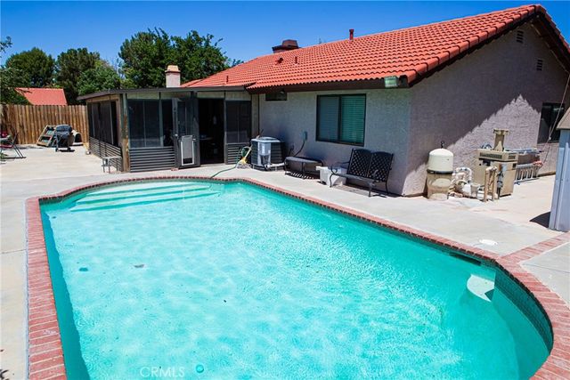 43341 27th W. Street W, Lancaster, CA 93536
