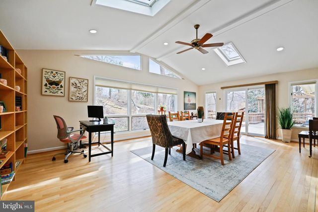 11403 FAIROAK DR, Silver Spring, MD 20902