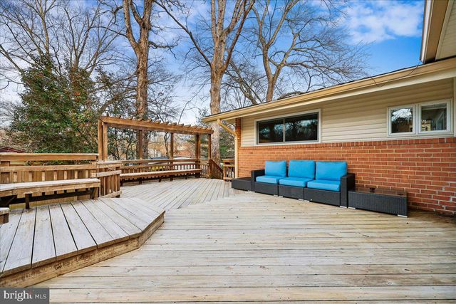 11403 FAIROAK DR, Silver Spring, MD 20902