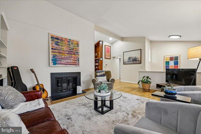 11403 FAIROAK DR, Silver Spring, MD 20902