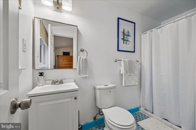 11403 FAIROAK DR, Silver Spring, MD 20902