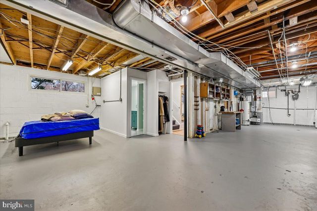 11403 FAIROAK DR, Silver Spring, MD 20902