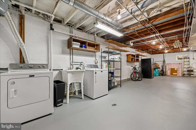 11403 FAIROAK DR, Silver Spring, MD 20902