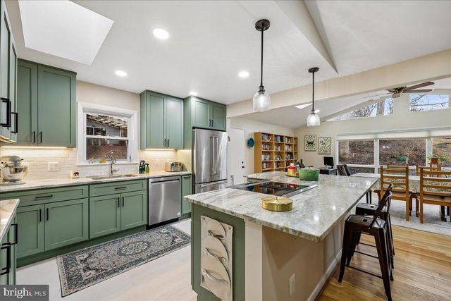 11403 FAIROAK DR, Silver Spring, MD 20902