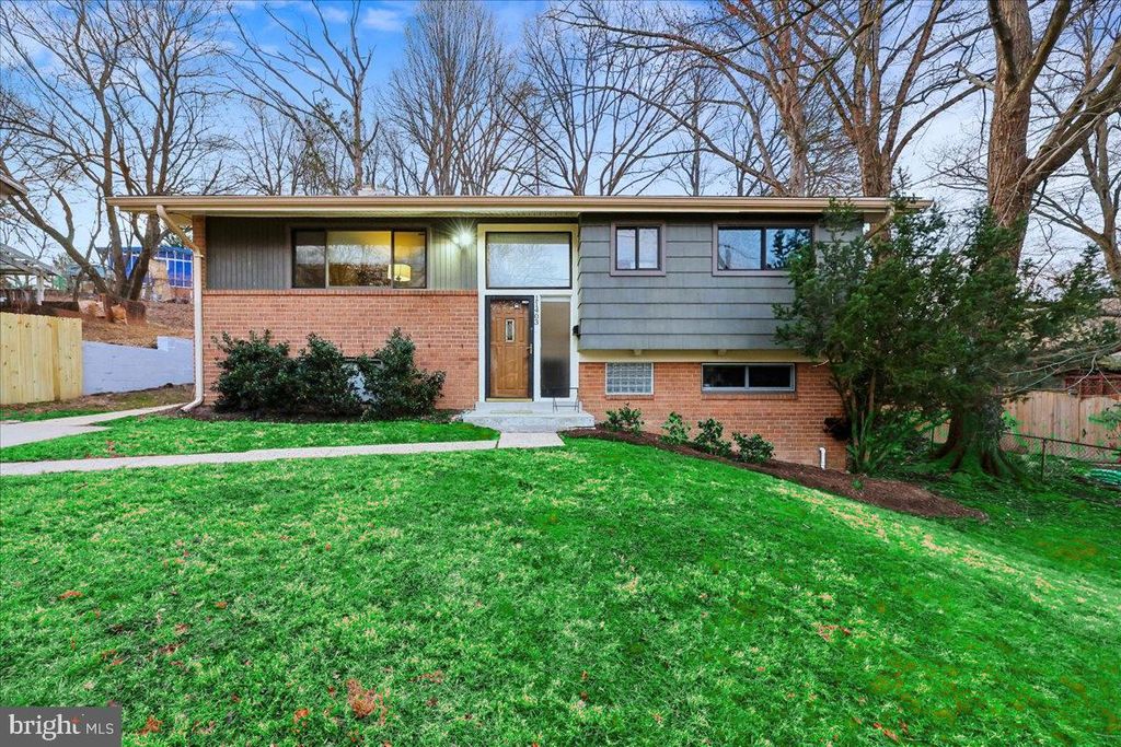 11403 FAIROAK DR, Silver Spring, MD 20902