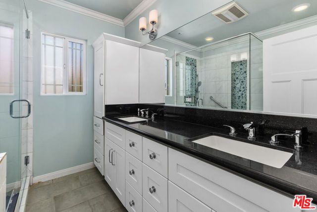 10917 S Osage Avenue, Inglewood, CA 90304