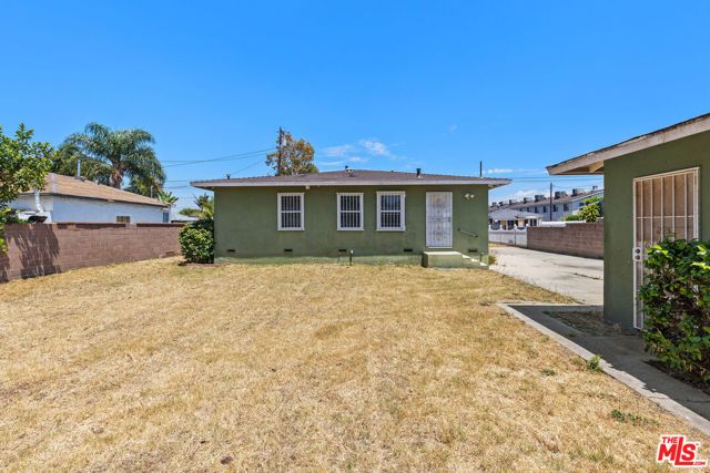 10917 S Osage Avenue, Inglewood, CA 90304