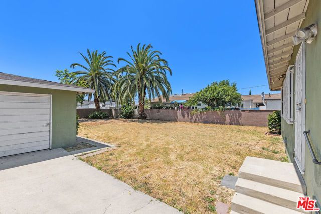10917 S Osage Avenue, Inglewood, CA 90304