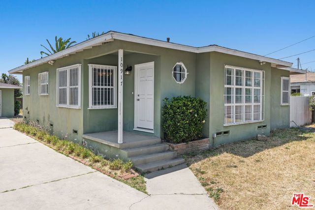 10917 S Osage Avenue, Inglewood, CA 90304