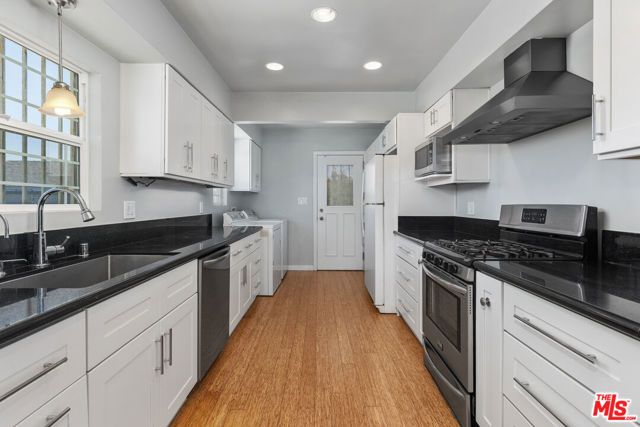 10917 S Osage Avenue, Inglewood, CA 90304