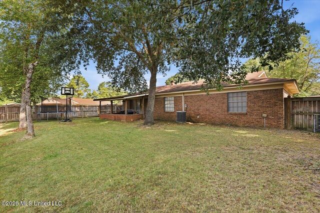 2805 Pine Circle Drive, Pearl, MS 39208