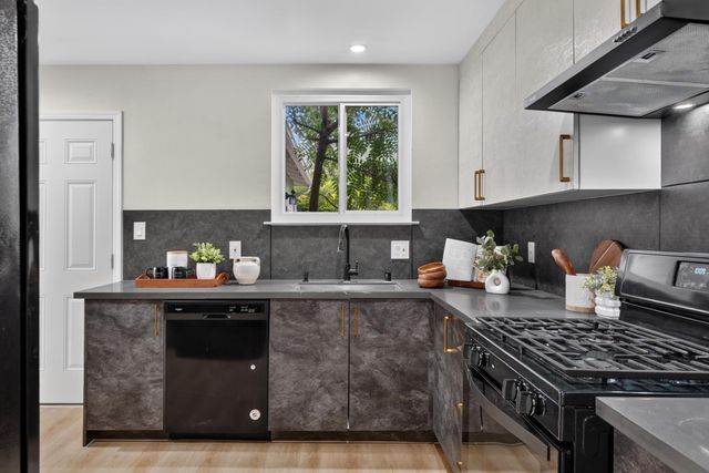 2487 Fernwood Avenue, San Jose, CA 95128
