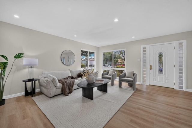 2487 Fernwood Avenue, San Jose, CA 95128