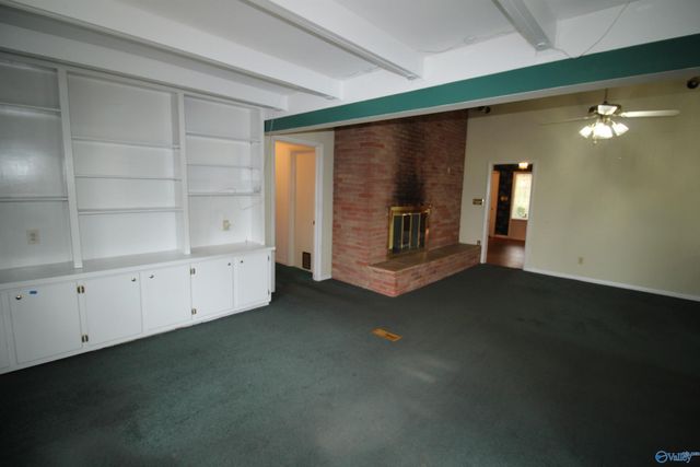 1707 Mountainbrook Drive SE, Huntsville, AL 35801