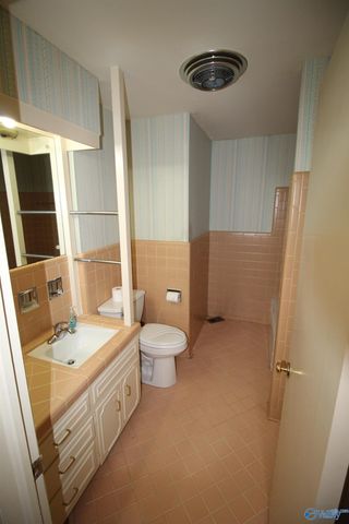 1707 Mountainbrook Drive SE, Huntsville, AL 35801